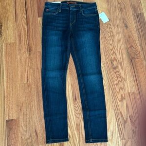 NWT Joes icon mid rise skinny jean